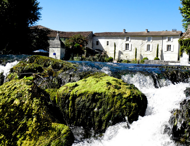 La Cascade de Saintonge, logis chambre d'hôtes